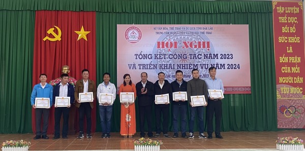 Trung tâm Huấn luyện và thi đấu thể thao Đắk Lắk  Tổng kết công tác năm 2023 và triển khai nhiệm vụ năm 2024