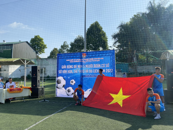 Giải Bóng đá Nam 5 người Đoàn cơ sở